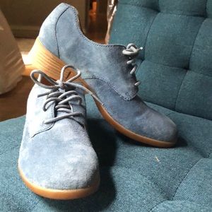 Adorable Suede Born Shoes